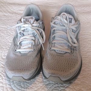 Brooks Glycerin White Running Shoe